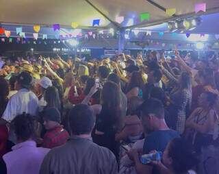 Com festa lotada, Mata do Jacinto briga pelo maior arraial de bairro Com festa lotada, Mata do Jacinto briga pelo maior arraial de bairro