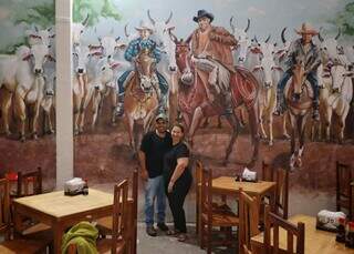 Em restaurante mineiro, mural é gigante e a fama da rabada também Em restaurante mineiro, mural é gigante e a fama da rabada também