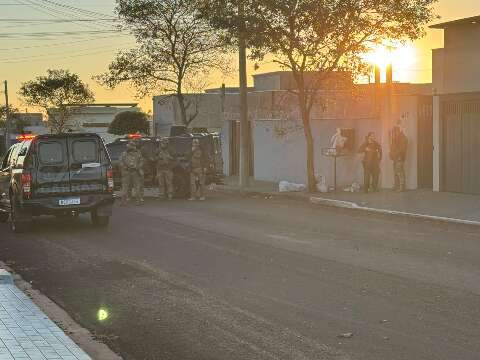 Suspeito de integrar fac&ccedil;&atilde;o morre em confronto com policiais no Vale do Ivinhema