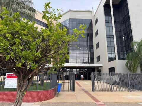 Candidato receber&aacute; mais de R$ 5 mil ap&oacute;s banca errar e anular prova
