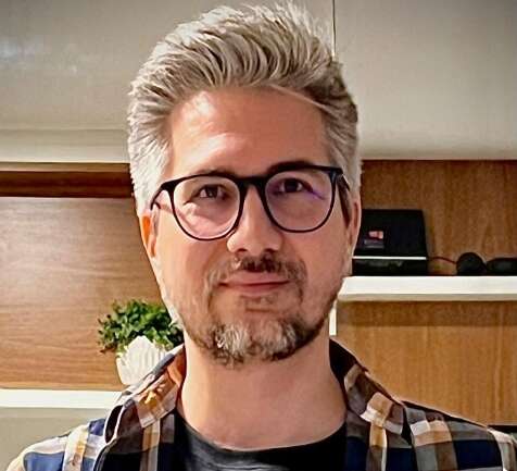 &Uacute;nico foragido ap&oacute;s opera&ccedil;&atilde;o &eacute; apontado como figura central de esquema de livros