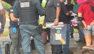 Homem que esfaqueou vizinho em mercado no Santa Luzia é preso Homem que esfaqueou vizinho em mercado no Santa Luzia é preso