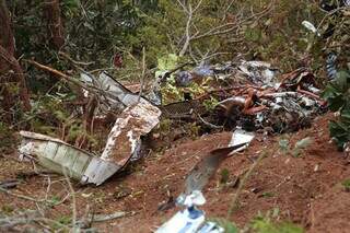 Pol&iacute;cia apura se avi&atilde;o decolou com vento de cauda antes de cair