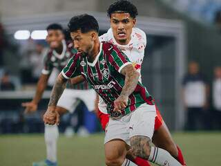 Brasileir&atilde;o volta com vit&oacute;ria do Bahia, trope&ccedil;o do Gr&ecirc;mio e drama no Rio