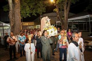 Quem protege o povo também pede proteção a Nossa Senhora do Carmo Quem protege o povo também pede proteção a Nossa Senhora do Carmo