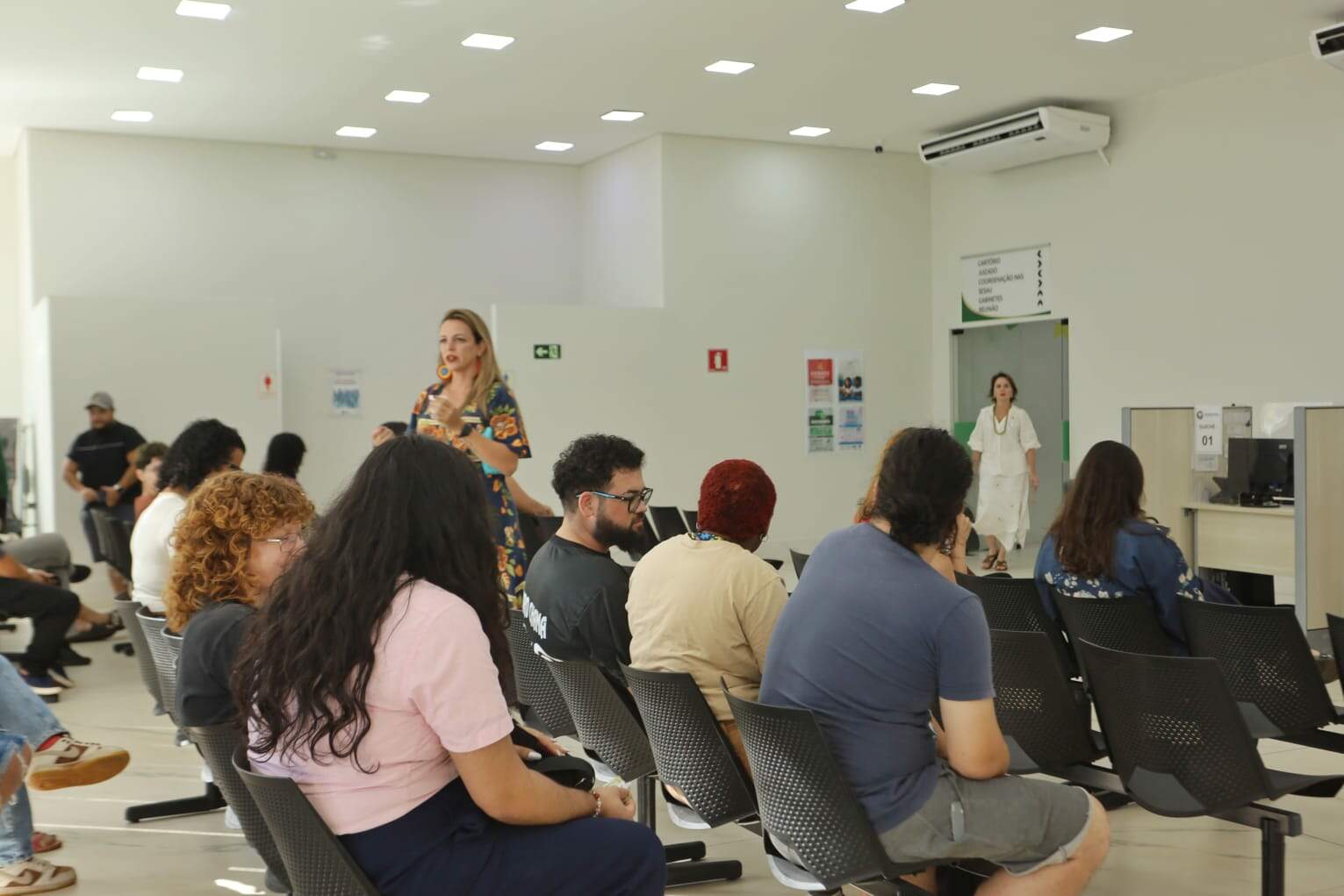 Pessoas Não Binárias Podem Mudar Nome em MS, Mas Via Judicial