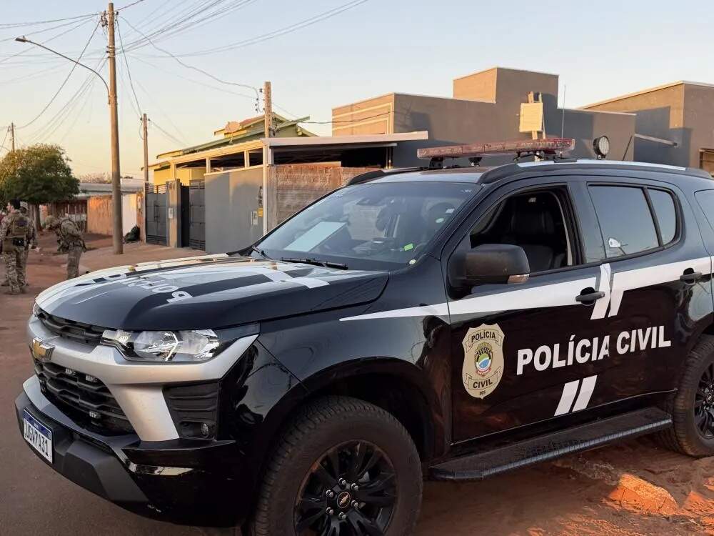 Mulher é presa suspeita de financiar execuções do Comando Vermelho