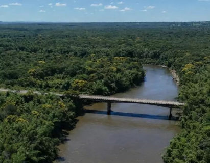 Ponte sobre o Rio Miranda volta a receber ve&iacute;culos acima de 10 toneladas