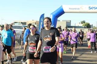 Nem vento forte segurou quem saiu cedo para correr 5 km na Praça do Papa Nem vento forte segurou quem saiu cedo para correr 5 km na Praça do Papa