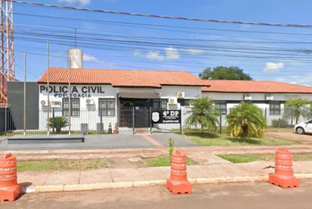 Todos os meses, Justi&ccedil;a decreta pris&atilde;o de 20 por d&iacute;vida de pens&atilde;o aliment&iacute;cia