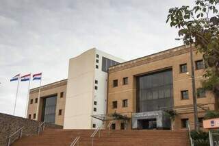 Justiça dá guarda de menina agredida por padrasto a casal de pastores Justiça dá guarda de menina agredida por padrasto a casal de pastores