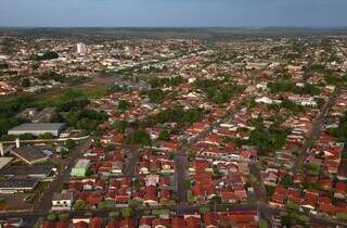 Tempo seco deixa 9 cidades de MS com umidade abaixo de 30% Tempo seco deixa 9 cidades de MS com umidade abaixo de 30%