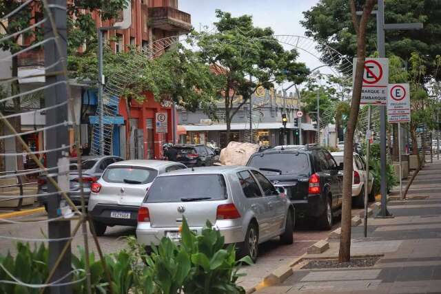Licita&ccedil;&atilde;o do estacionamento rotativo entra na fase interna final