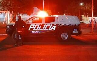 Homem é preso por matar suposto amante da mulher em oficina mecânica Homem é preso por matar suposto amante da mulher em oficina mecânica