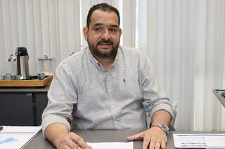 Prefeitura amplia equipe e promete 1,5 mil buracos tapados por dia Prefeitura amplia equipe e promete 1,5 mil buracos tapados por dia
