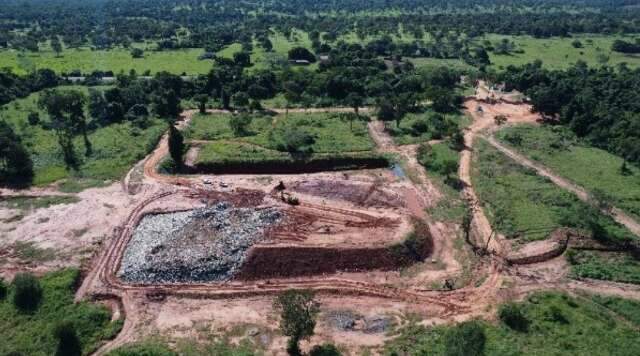 Sanesul assume opera&ccedil;&atilde;o do aterro sanit&aacute;rio de 7 cidades na regi&atilde;o de Jardim
