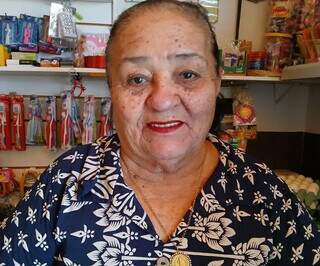 Após perder 5 filhos, dona Maria criou 8 e fez história atrás do balcão Após perder 5 filhos, dona Maria criou 8 e fez história atrás do balcão