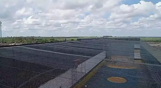 Drone &eacute; derrubado ao tentar levar coca&iacute;na e celular para M&aacute;xima