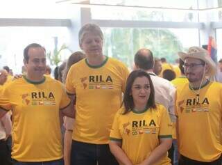 Na lama, expedi&ccedil;&otilde;es abriram caminho para ponte que agora une Brasil e Paraguai
