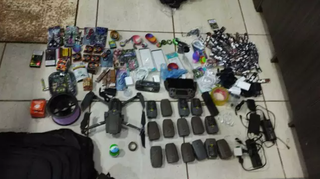 Drones do crime burlam proteção com embalagens “linguicinhas” na Máxima Drones do crime burlam proteção com embalagens “linguicinhas” na Máxima