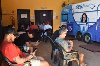 Mais de 1,3 mil trabalhadores recebem atendimento odontol&oacute;gico do Sesi