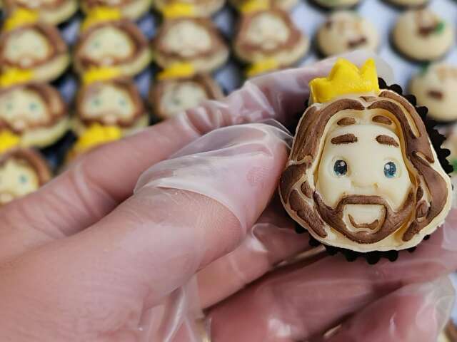 At&eacute; Jesus vira doce para quem largou tudo pelo sonho ser empres&aacute;ria