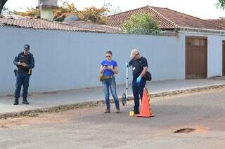 &ldquo;N&atilde;o &eacute; vagabundo&rdquo;, diz tio sobre rapaz baleado pela PM na Nhanh&aacute;
