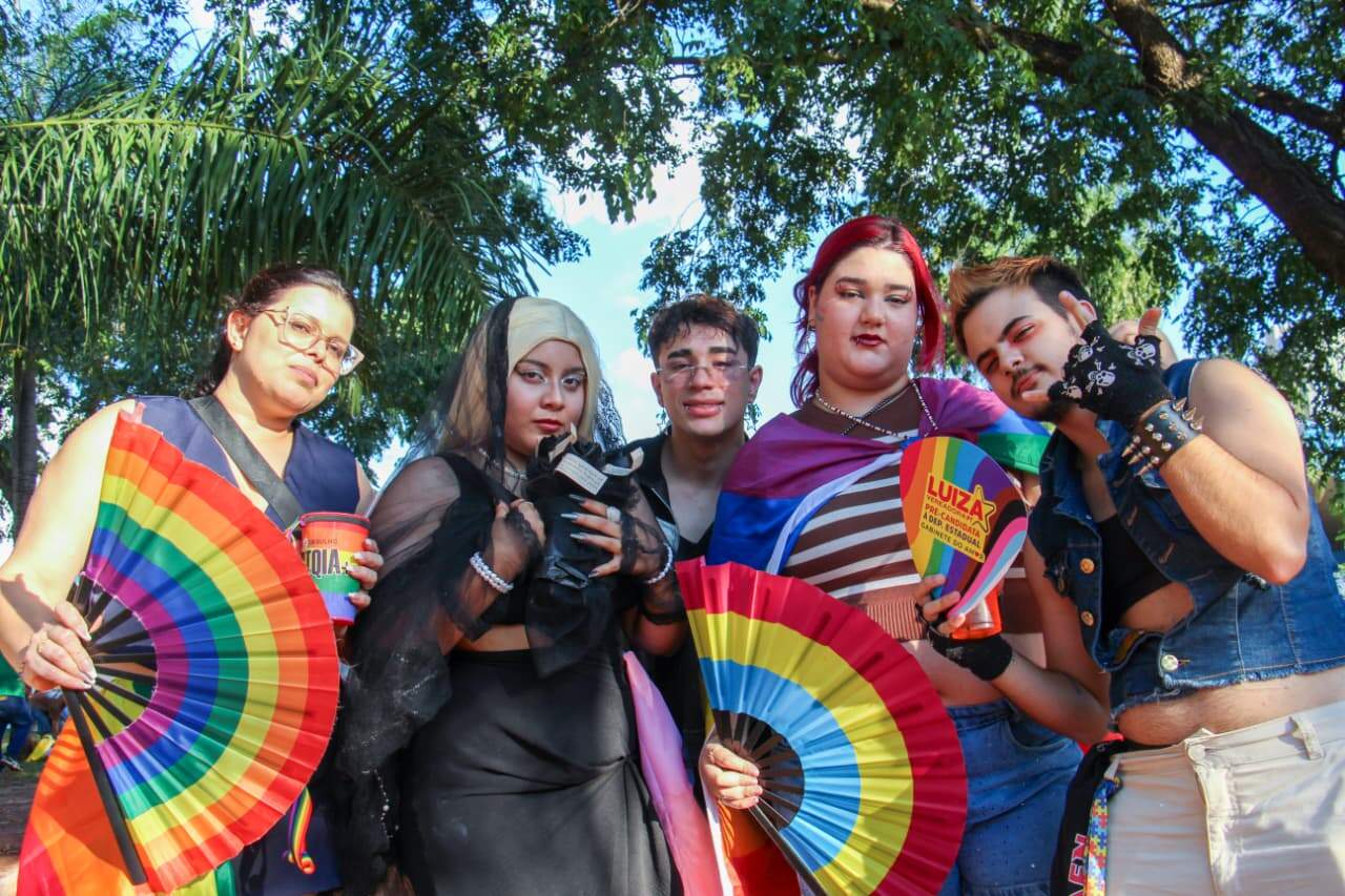 Parada LGBT+ em Campo Grande reforça luta por direitos e respeito