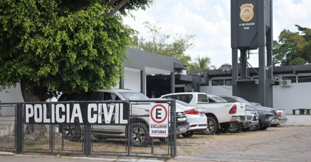 Briga por sinuca termina com um morto e outro com faca cravada no peito