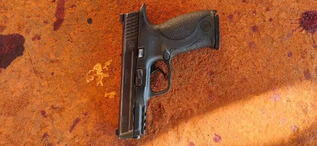 Choque apreende pistola 9 mm, rev&oacute;lver e drogas ap&oacute;s a&ccedil;&atilde;o com dois mortos 