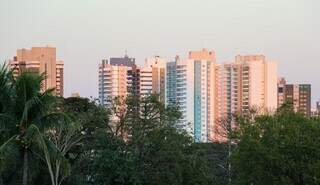 Campo Grande amanhece com tempo firme e pode chegar aos 31°C neste domingo Campo Grande amanhece com tempo firme e pode chegar aos 31°C neste domingo