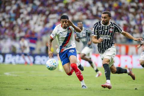 Corinthians sai na frente, mas cede empate ao Bahia na Fonte Nova
