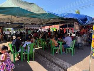 Guanandi ou Moreninha? A disputa pela feira mais raiz de Campo Grande Guanandi ou Moreninha? A disputa pela feira mais raiz de Campo Grande