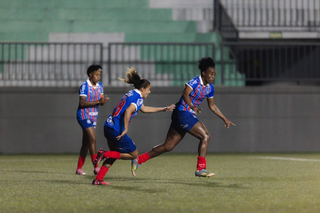 Bahia vence Botafogo e amplia sequ&ecirc;ncia invicta no Brasileir&atilde;o