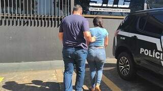 Casal &eacute; preso por tentar assassinar vizinho em briga sobre uma bicicleta