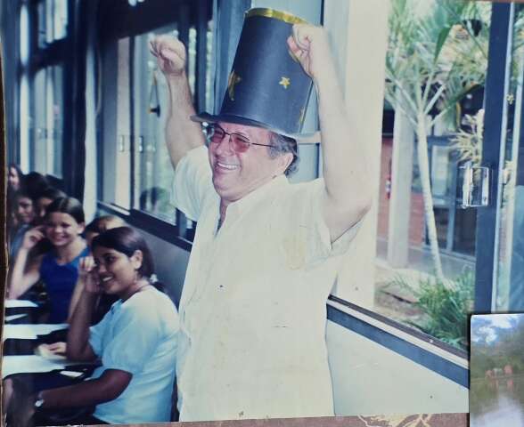 Francisco fez gera&ccedil;&otilde;es descobrirem que a qu&iacute;mica podia ser fascinante
