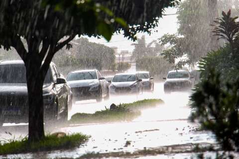 Campo Grande tem alerta para tempestade prevista na quarta-feira