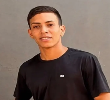 Rapaz &eacute; encontrado morto com marcas de viol&ecirc;ncia nas margens de rodovia