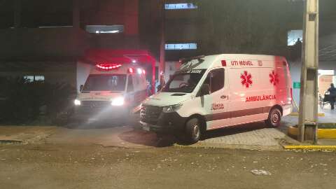 Paciente morre em ambul&acirc;ncia ap&oacute;s aguardar 7 horas por interna&ccedil;&atilde;o