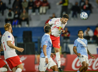 Bragantino supera Sporting Cristal e avança para duelo com Atlético-MG Bragantino supera Sporting Cristal e avança para duelo com Atlético-MG