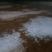 Previs&atilde;o se confirma e granizo cobre ruas em distrito de Ponta Por&atilde;