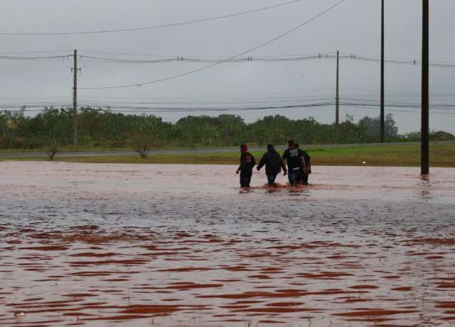 Chuva de 75,2 mm supera a m&eacute;dia de dois meses na Capital