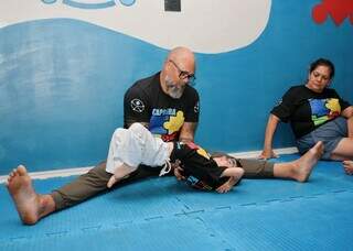 Sonho de mãe é ver outras crianças terem acesso à capoeira inclusiva Sonho de mãe é ver outras crianças terem acesso à capoeira inclusiva