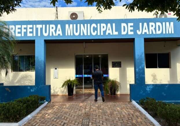 TCE multa prefeito e secret&aacute;ria ap&oacute;s apontar irregularidade na merenda de Jardim