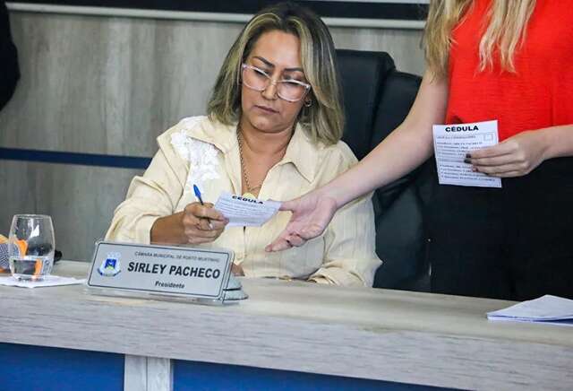 Presidente de C&acirc;mara vira alvo do MP ap&oacute;s receber R$ 92 mil em di&aacute;rias 