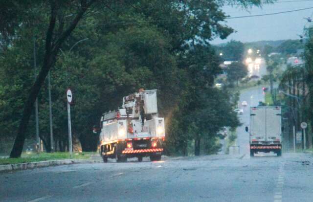 Tempestade deixa sete bairros de Campo Grande sem energia el&eacute;trica