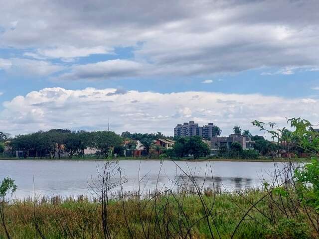 Estudo ambiental avalia cercar Lagoa Itatiaia e &ldquo;enriquecer&rdquo; a vegeta&ccedil;&atilde;o 