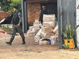"Para, mãe": áudio registra desespero de criança ao ver o pai incendiado "Para, mãe": áudio registra desespero de criança ao ver o pai incendiado