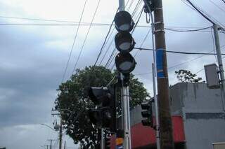Tempestade deixa sete bairros de Campo Grande sem energia elétrica Tempestade deixa sete bairros de Campo Grande sem energia elétrica