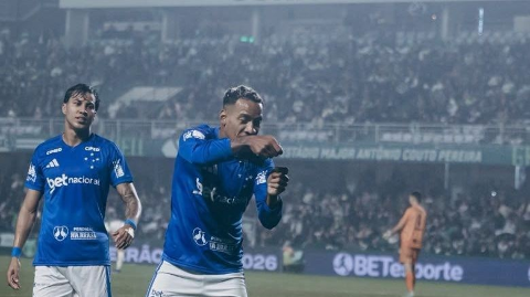 Matheus Pereira garante vit&oacute;ria do Cruzeiro sobre Coritiba